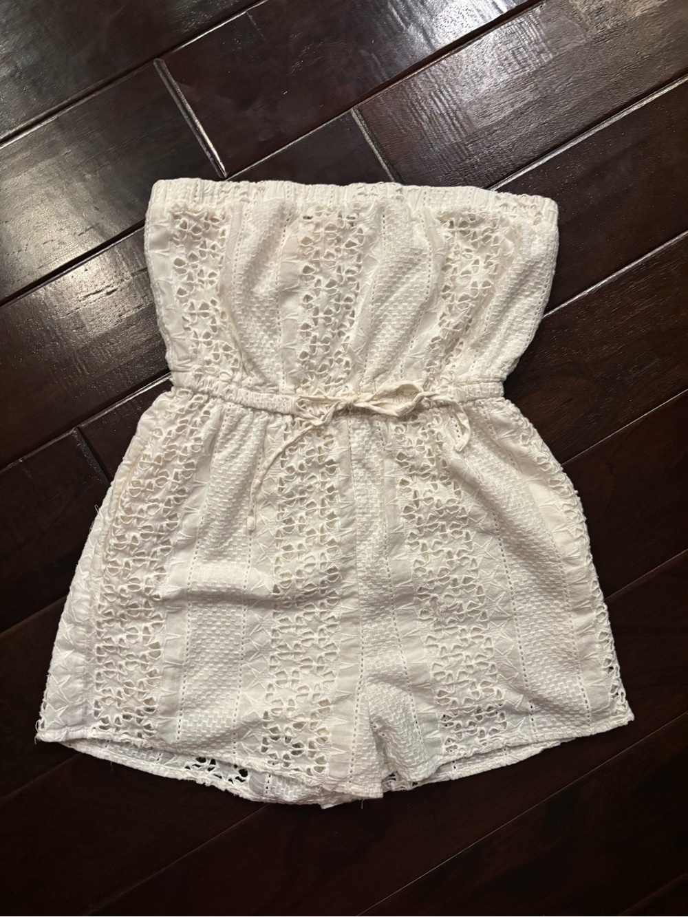PROMESA lace romper in white Size Small